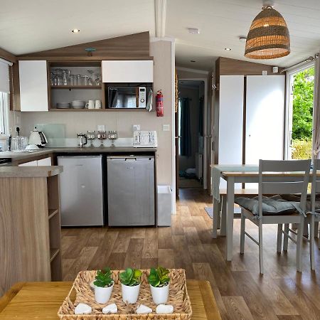 Cosy, Coastal Themed Holiday Home, Rockley Park, Poole, Dorset Buitenkant foto