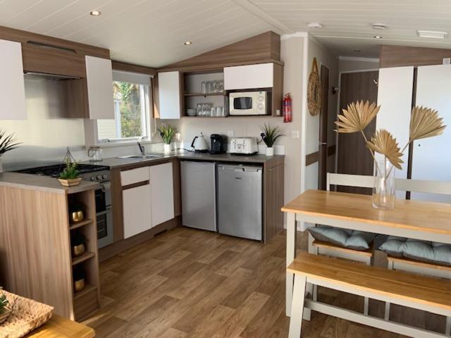 Cosy, Coastal Themed Holiday Home, Rockley Park, Poole, Dorset Buitenkant foto