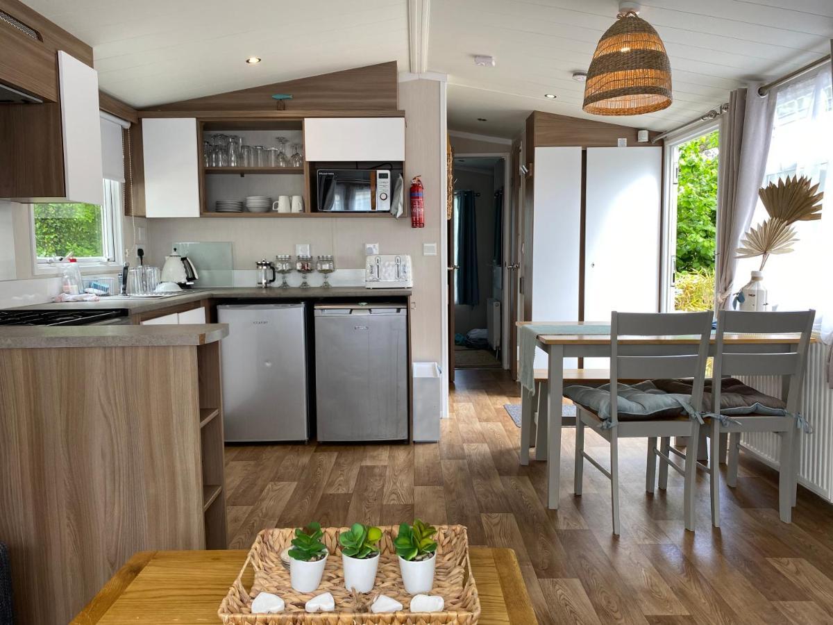 Cosy, Coastal Themed Holiday Home, Rockley Park, Poole, Dorset Buitenkant foto